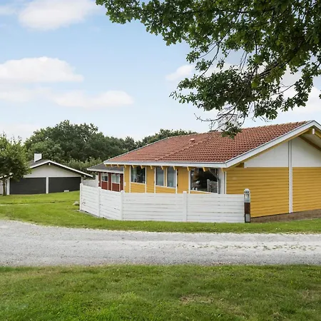 2 Bedroom Amazing In Сasa de vacaciones *