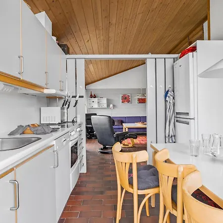 Сasa de vacaciones 2 Bedroom Amazing In *