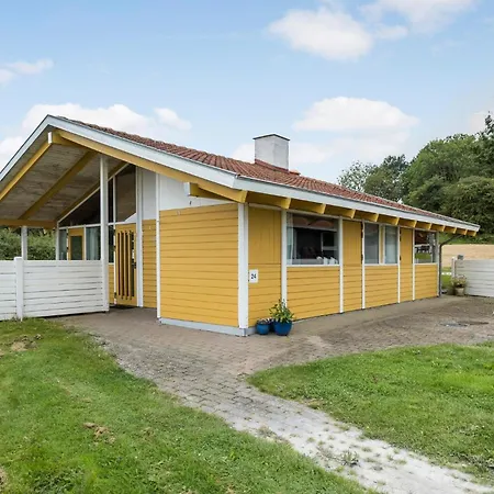 2 Bedroom Amazing In Aabenraa